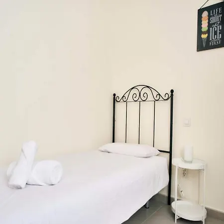 Work & Pet Friendly Urban Flat Close To The Apartment Las Palmas de Gran Canaria